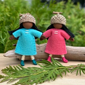 Acorn Cap Dolls | Waldorf Dolls | Bendy Dolls | Wee Folk | Dollhouse Dolls | Waldorf Dollhouse Dolls | Fairy Dolls | Acorn Dolls