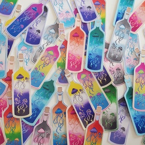 Stickers bouteille de méduse pride