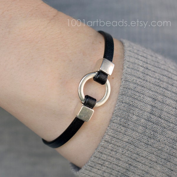 Silver o-ring leather women bracelet, Thin black leather o ring wristband, Discreet slave wrist cuff, gift for girlfriend