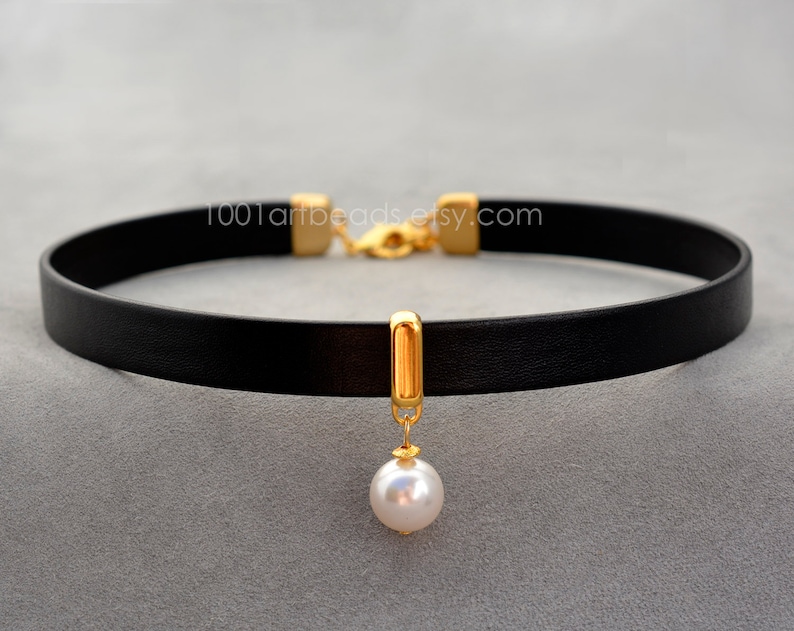Gold Black Leather Day collar with white pearl, Leather choker necklace, Gift for Girlfriend, bdsm submissive collar 