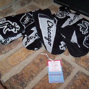 Custom fleece Chicago White Sox fleece mittens all sizes image 1