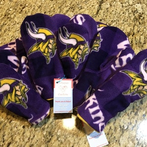 Minnesota Vikings fleece mittens all sizes image 1