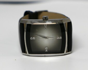 Jimmy Crystal New York Cuff Watch Swarovski Elements #WJ476  display picture 3