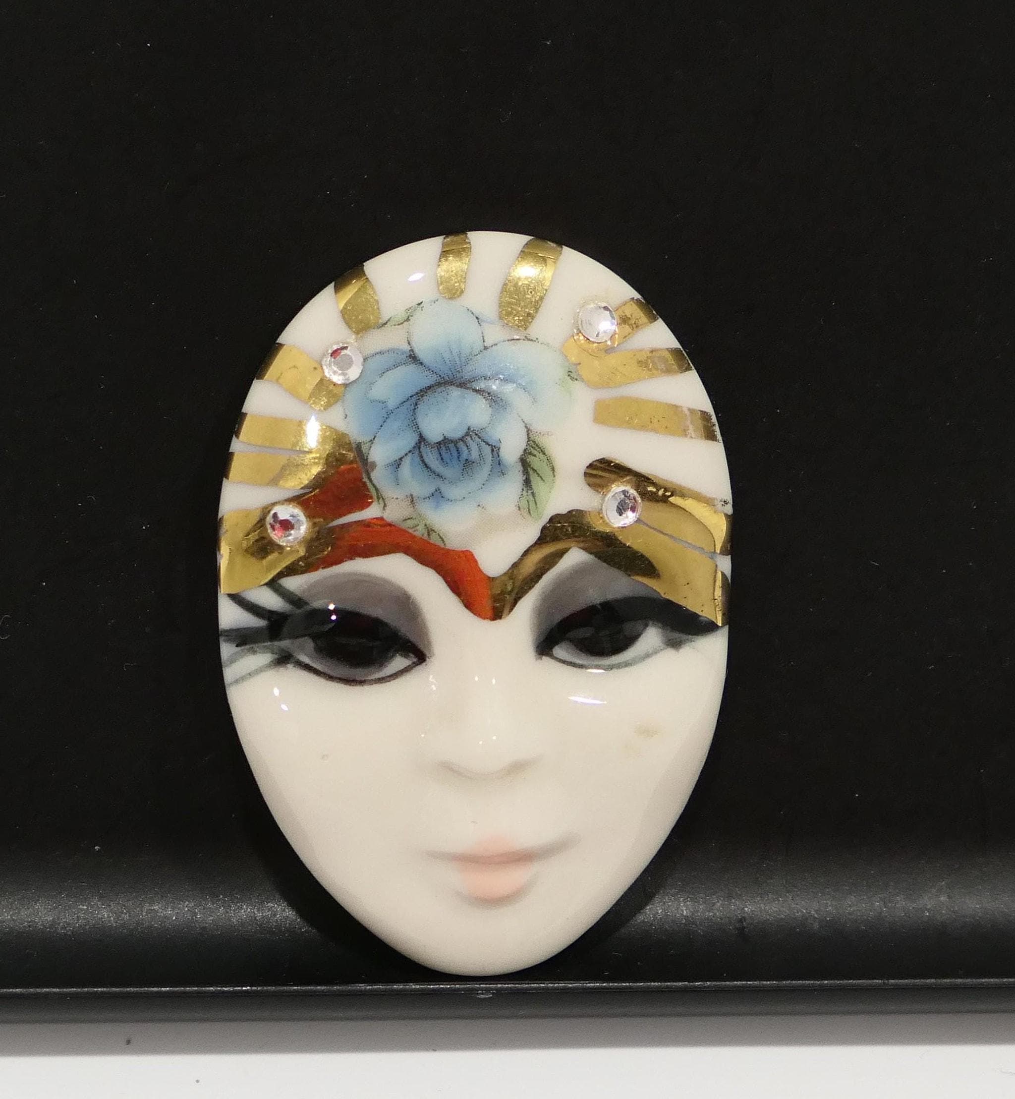 Vintage Porcelain Face Brooch - Etsy