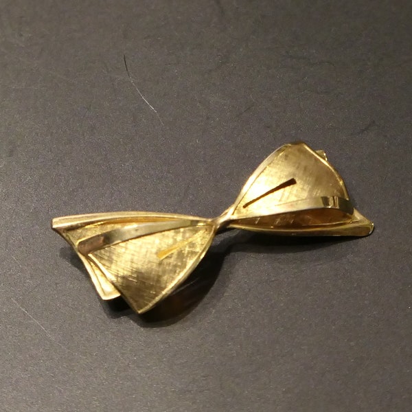 Vintage Gold Tone Bow Brooch