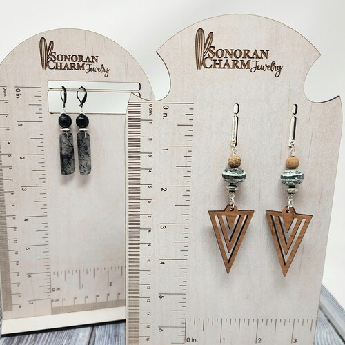Tall 6 Earring Display Photography Prop Ruler - Etsy
