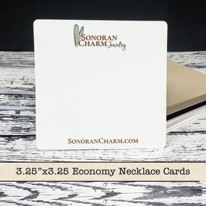 Displaykaarten met ketting van 3,25 x 3,25 inch | AANTAL: 90+ | Voordelige groothandelsprijzen | Premium 130# omslagpapier | ECON007