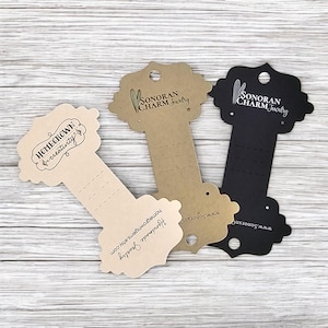 Etiquetas para colgar collares, pulseras, aretes, tarjetas de exhibición de joyas, 56 etiquetas, 2,3 x 2,2 pulgadas, personalizadas