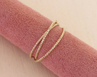 Triple Dainty Gold Sparkly Ring, Stackable Simple Delicate Ring for Her, Overlapping Faceted Stacking Ring Set