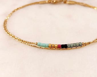Minimalist Delicate Boho Bracelet with Tiny Beads, Dainty Thin Beaded Chain Colorful Gold Bracelet, Multicolor Boho Friendship Gift