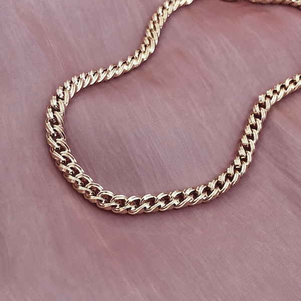 Collier Retro Chaîne Gourmette Epaisse Dorée