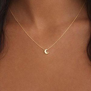 Minimalist Dainty Moon Gold Necklace, 18k Goldplated Delicate Short Necklace with Small Crescent Charm, Thin Simple Boho Layering Choker