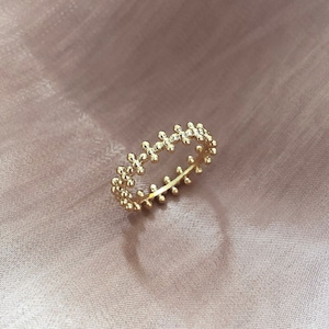 Gold Dotted Crown Ring, Boho Geometric Stacking Ring Gift for Her, Bohemian Modern Everyday Stackable Gold Plated Ring image 1