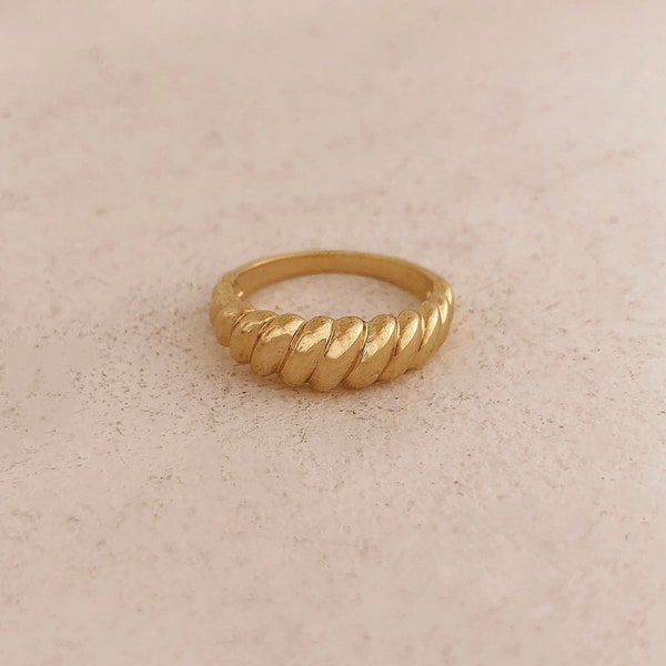 Gold Croissant Ring, Elegant Dome Ring Gift for Her, Feminine Modern Everyday Gold Plated Ring