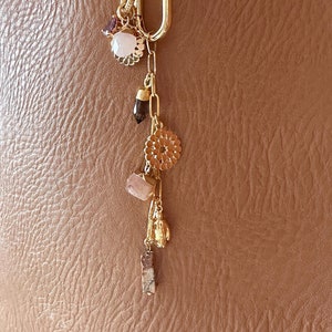 Gold Gemstone Purse Chain Charm, Premium Quality Boho Brown Medal Keycharm, Classy Handbag Keychain Holder Accessory, Elegant Gift Idea