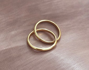 Gold Double Twin Rings, Two Interlocked Connected Dainty Rings, Stackable Interlocking Simple Ring for Her, Overlapping Stacking Ring Set
