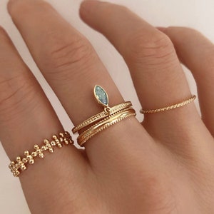 Bague en or bleu zircon, élégant bohème charme féminin CZ bague cadeau pour elle, bague plaquée or formelle minimaliste de tous les jours
