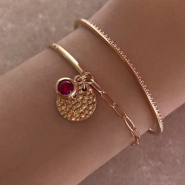 Bracelet Chaîne Demi-Jonc Doré avec Cristal Rose Fuchsia, Bijou Boho d’été, Cadeau pour Elle