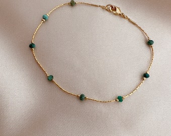 Pulsera minimalista turquesa, pulsera de cadena con cuentas de piedras preciosas azules y doradas, elegante joya chapada en oro de 24k con piedra natal de diciembre