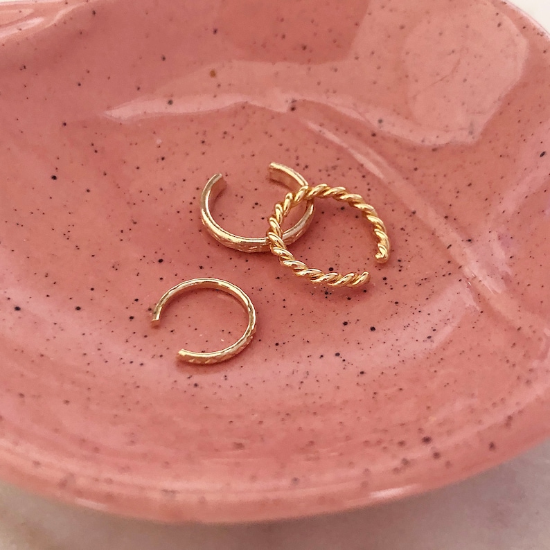 Dainty Gold Twisted Ear Cuff, Non Pierced Ear Hugger, Boho Aztec Simple Faux Piercing Earcuff for Cartilage image 3