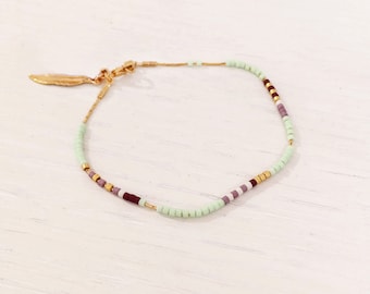 Mint Boho Multicolor Gold Bracelet with Feather Charm, Dainty Minimalist Beaded Colorful Cute Summer Friendship Bracelet Gift for Her