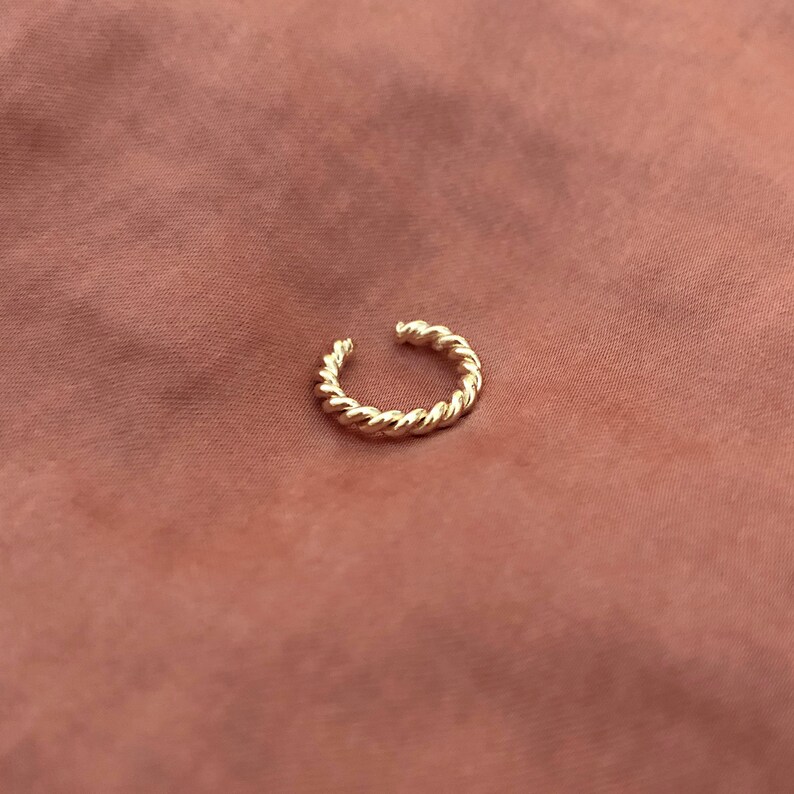 Dainty Gold Twisted Ear Cuff, Non Pierced Ear Hugger, Boho Aztec Simple Faux Piercing Earcuff for Cartilage image 4