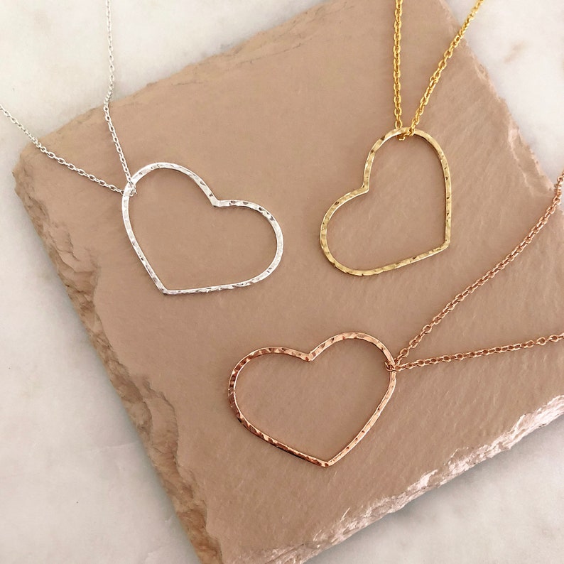 Dainty Silver Hammered Heart Necklace, Romantic Love Boho Gold Layering Necklace, Glamorous Minimalist Gift for Her image 3