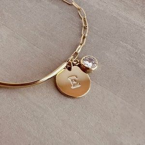 Bracelet chaîne médaille initiale en or avec cristal de zircone, breloque lettre bohème personnalisée manchette Zircon CZ, cadeau bijou personnalisé pour elle