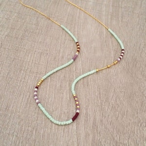 Dainty Beaded Multicolor Necklace, Mint Green Minimalist Layering Gold Chain Necklace, Colorful Boho Summer Necklace 画像 1