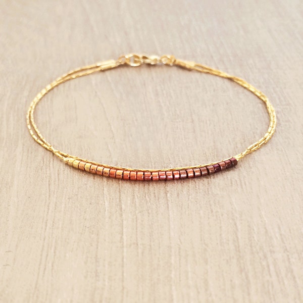 Simple Dainty Ombre Bracelet, Elegant Gift for Her, Gold to Burgundy Minimalist Delicate Bracelet, Boho Feminine Bracelet Gradient Beads