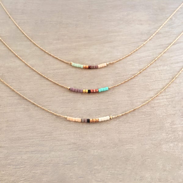 Collar delicado de cuentas en oro rosa, joyería minimalista bohemia chapada en oro de 24k, collar corto para combinar con otras piezas, regalo para ella
