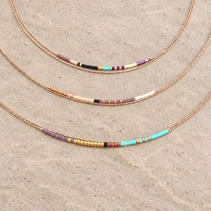 Delikat halsband i roséguld med små pärlor, 24k guldpläterat elegant minimalistiskt fint lager-på-lager dubbelkedja lager-på-lager smycken gåva