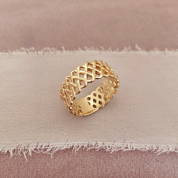 Textured Net Gold Band Ring Geometric Thick Gold Ring for Her