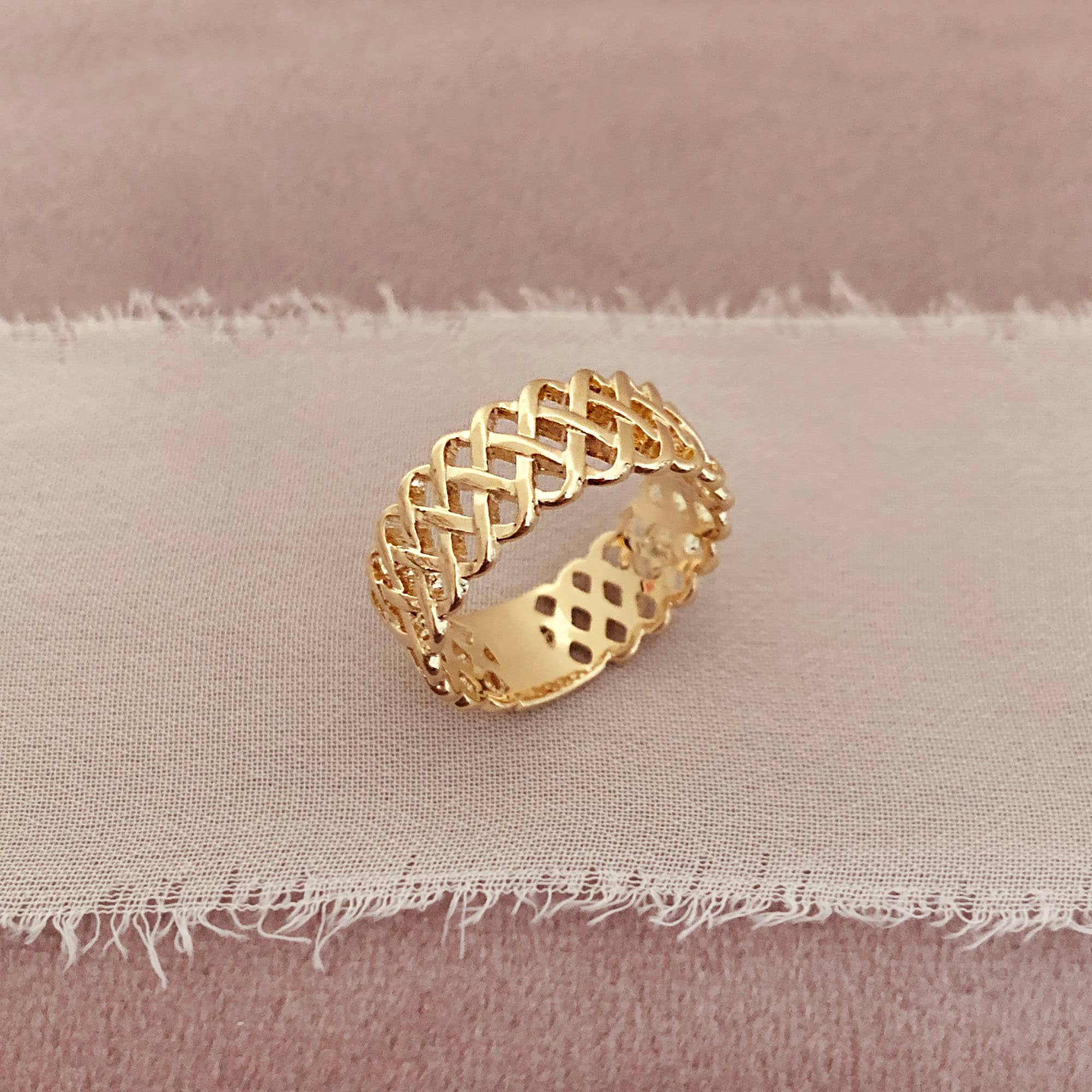 Textured Net Gold Band Ring, Geometric Thick Gold Ring for Her, Boho Edgy  Ring 