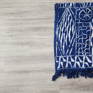 Authentic Bamileke Ndop Fabric | Handwoven Cotton Indigo Dye | Washable Royal Textile | Cameroon bild 6