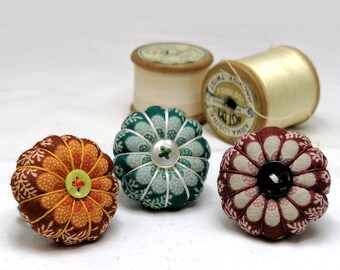 Classic Pumpkin Pincushion Rings - Daisy