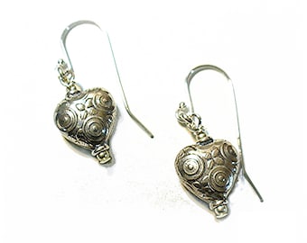Handmade Silver Heart Earrings, Short Heart Dangle Earrings - E2020-16