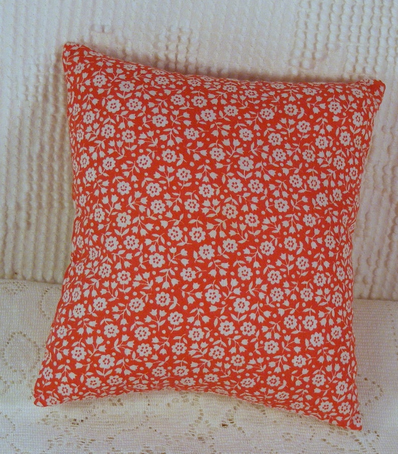 Pincushion/ Red Pincushion/Square Pincushion/Sewing Notion/Pins and Needles image 4