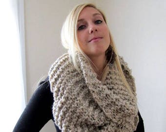 Instant download Super Snuggly Chunky knit cowl PATTERN