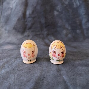 Vintage Gayet California Salt Pepper Shaker Set Egg Shape Boy & Girl 1.75" tall