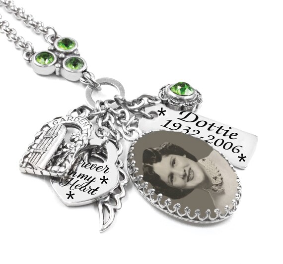 in memory of mom necklace