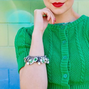 Irish Bracelet, Celtic Jewelry, Emerald Green Four Leaf Clovers, Real Pearls Non Tarnish Stainless image 6