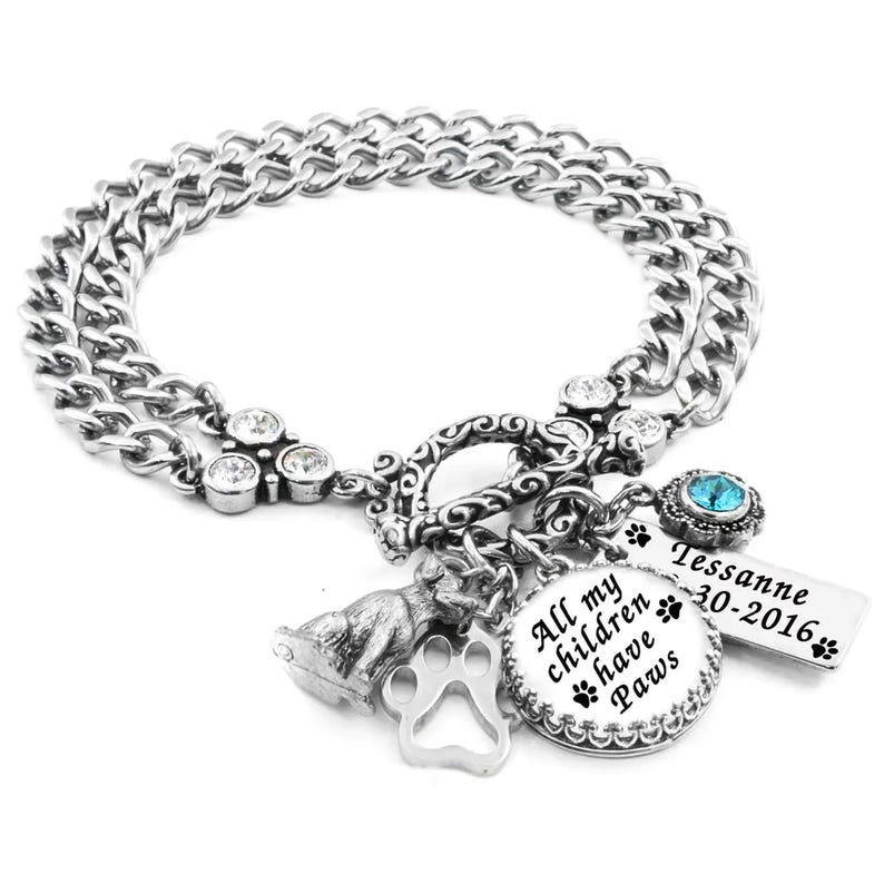 Pulsera con dije de perro, joya conmemorativa para recordar a tus queridas mascotas. imagen 1