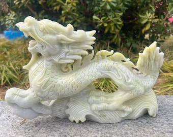 Estatua de dragón de jade verde tallada a mano - Decoración Feng Shui (30 cm)