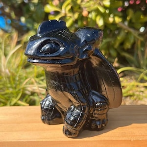 4.7-Inch Hand-Carved Dragon Toothless Figurines Figurine – Unique Dragon Sculpture, Crystal Collectible