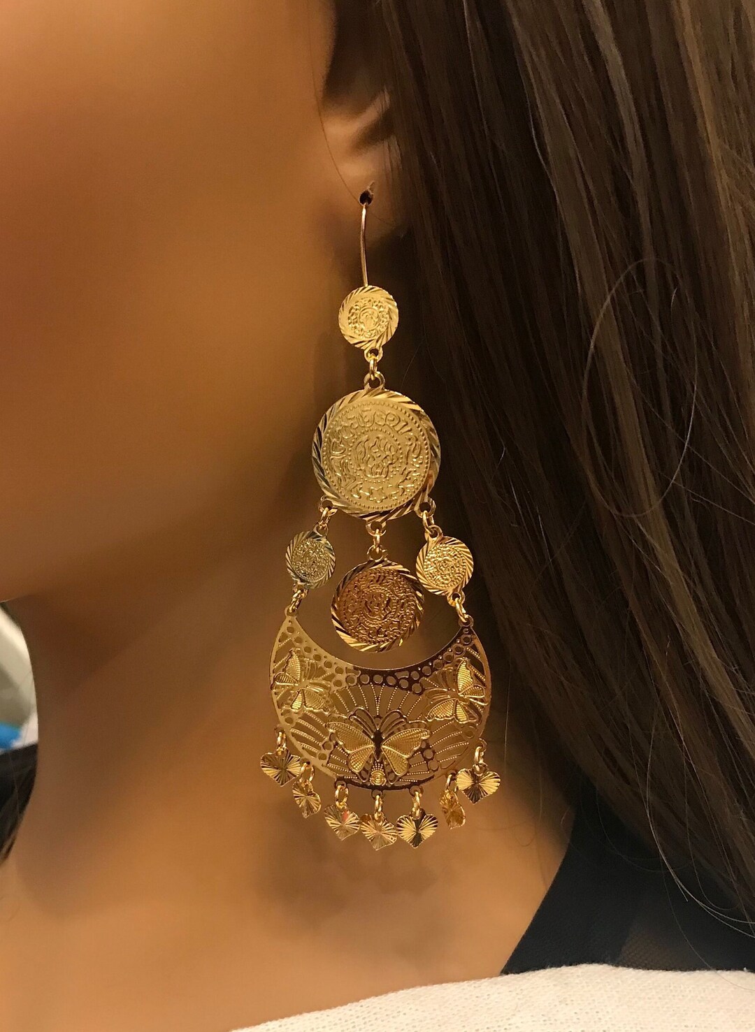 Lira Trendy Knot Hoop Earrings main image 0