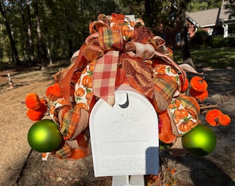 Fall Mailbox Swag, Large Fall Centerpiece, Mailbox Garland Swag for Mailbox, Fall Mailbox Topper, Fall Decor