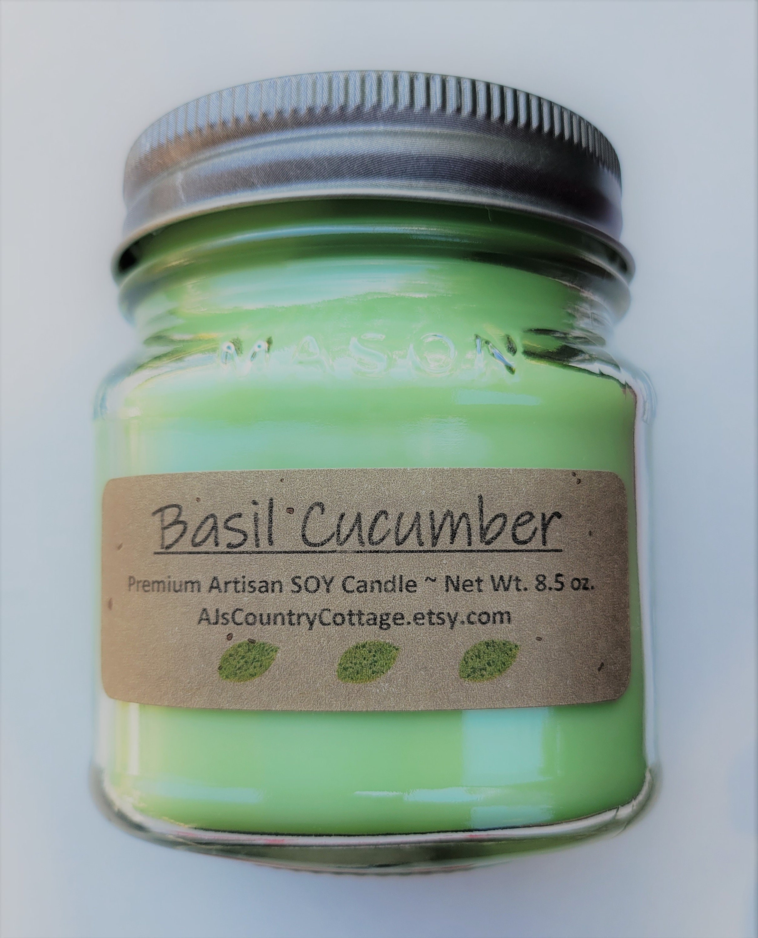 BASIL AND CUCUMBER GREEN JAR CANDLE BASIL AND CUCUMBER GREEN JAR CANDLE