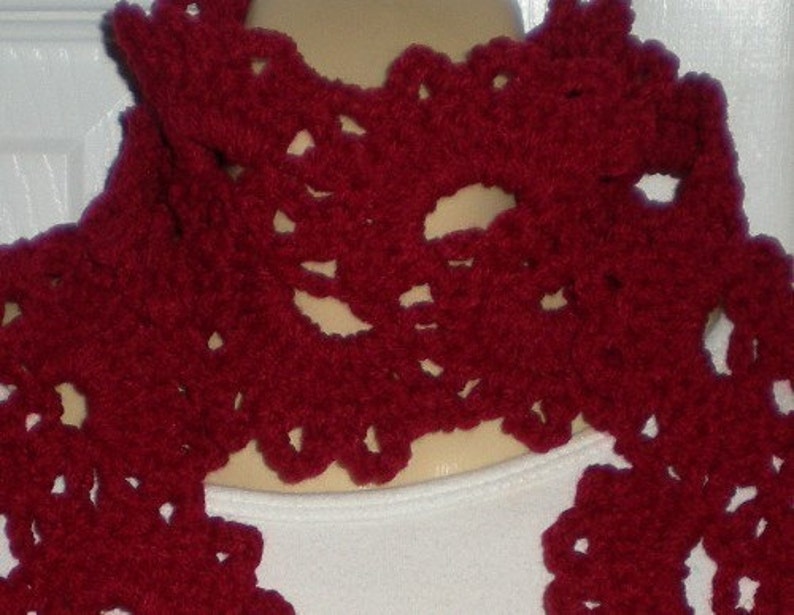 Queen Anne Lace Scarf image 3