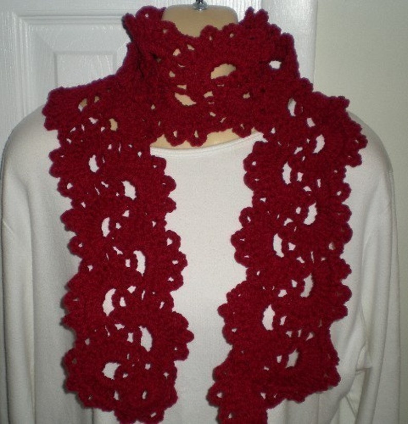 Queen Anne Lace Scarf image 2